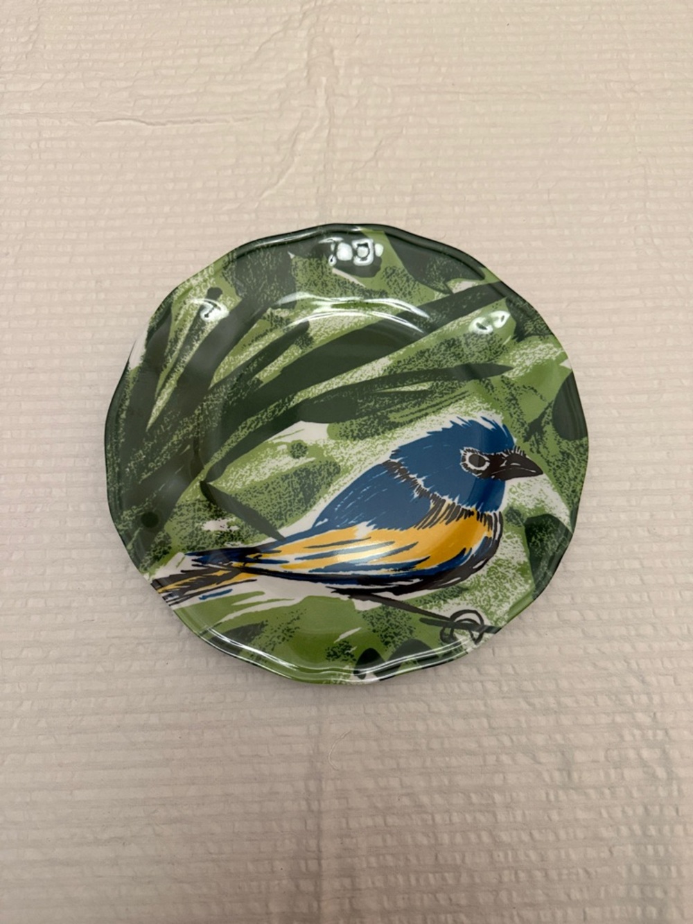 Anthropologie We “heart” Vera brand melamine plate with Blue-Yellow Bird Design
